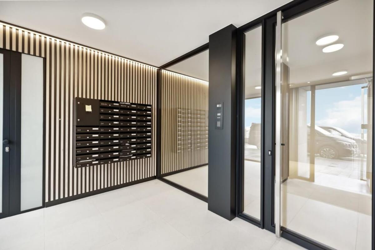 Huswell - Apartment With Frontal Sea View In Knokke Εξωτερικό φωτογραφία